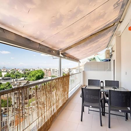 Elegant, Modern & Spacious Apartment In Thessaloniki With Balcony Luaran gambar